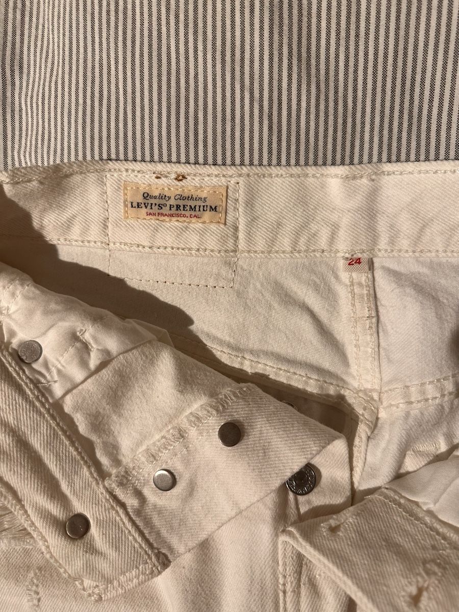 Levi's Gonne: Levi’s white jeans skirt – Usato da Coppet venduto da AlexandraAmmann 2