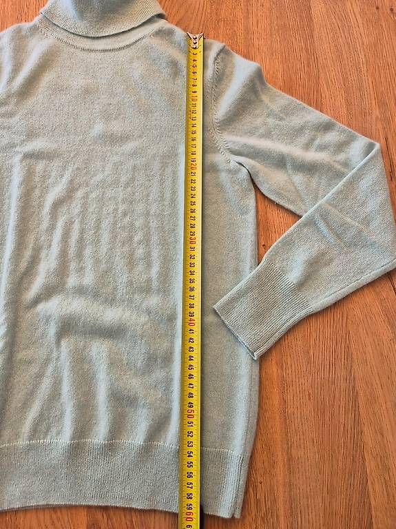 Maglioni & Felpe: Cashmere Pullover | Gr. M | helles türkis/grün  – Usato da Balgach venduto da KaorinNoire 4