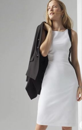 Elegantes weiß-schwarzes Kleid, Sommerstil – Größe 4