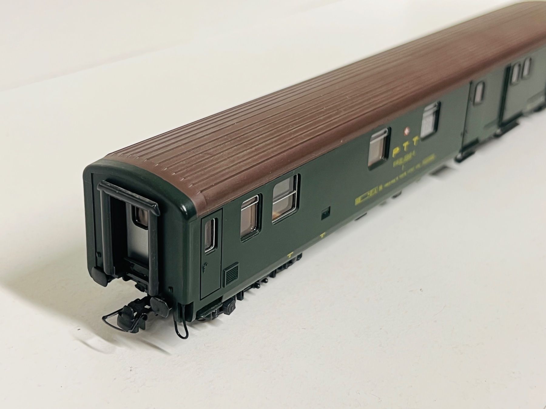 Roco Modellini di ferrovie: Roco SBB Gepäckwagen   H0 DC – Difettoso da Geroldswil venduto da TopTrain54 2