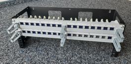 Wandgehäuse offen 4 HE m. R&M Patchpanel 19 Zoll 2x 16 Port