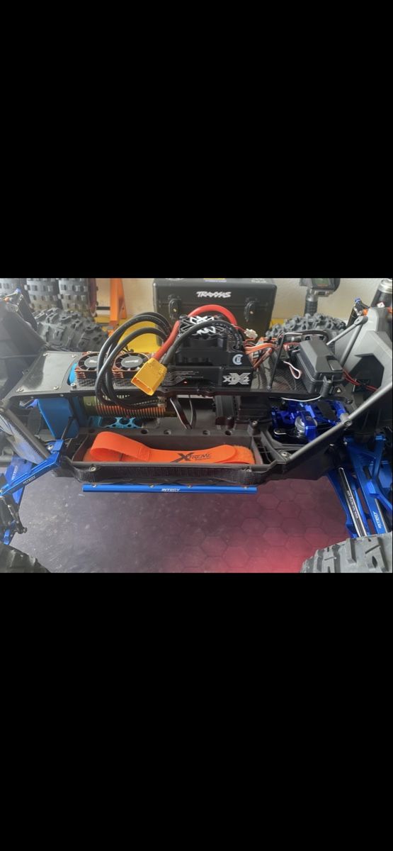 Traxxas Modellismo RC: traxxas x-maxx und udr – Usato da Urdorf venduto da Toscamar 3