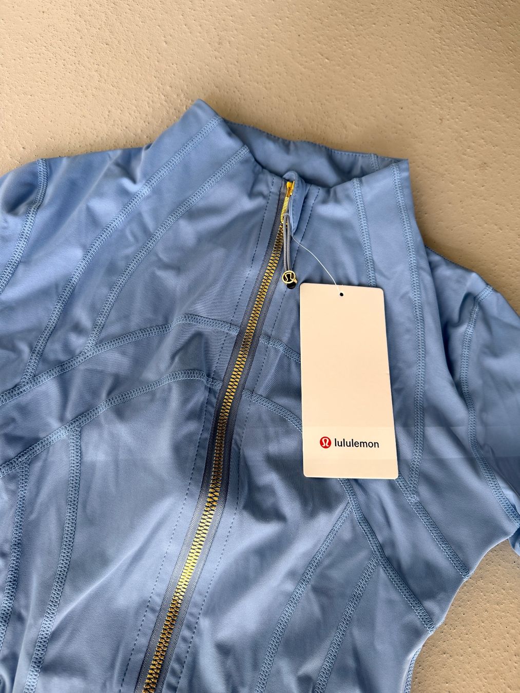 Lululemon Lots de vêtements: Lululemon Define – Neuf (Voir description) à Embrach par judee_zh 2