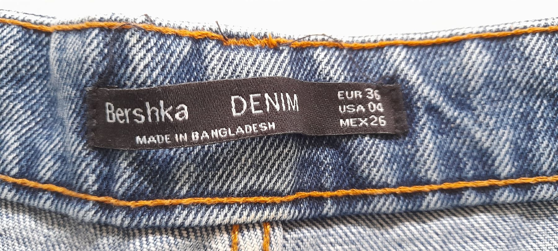 Bershka Pantaloni: Short jean Bershka 36 – Nuovo (secondo la descrizione) da ERLINSBACH venduto da doudouce 2