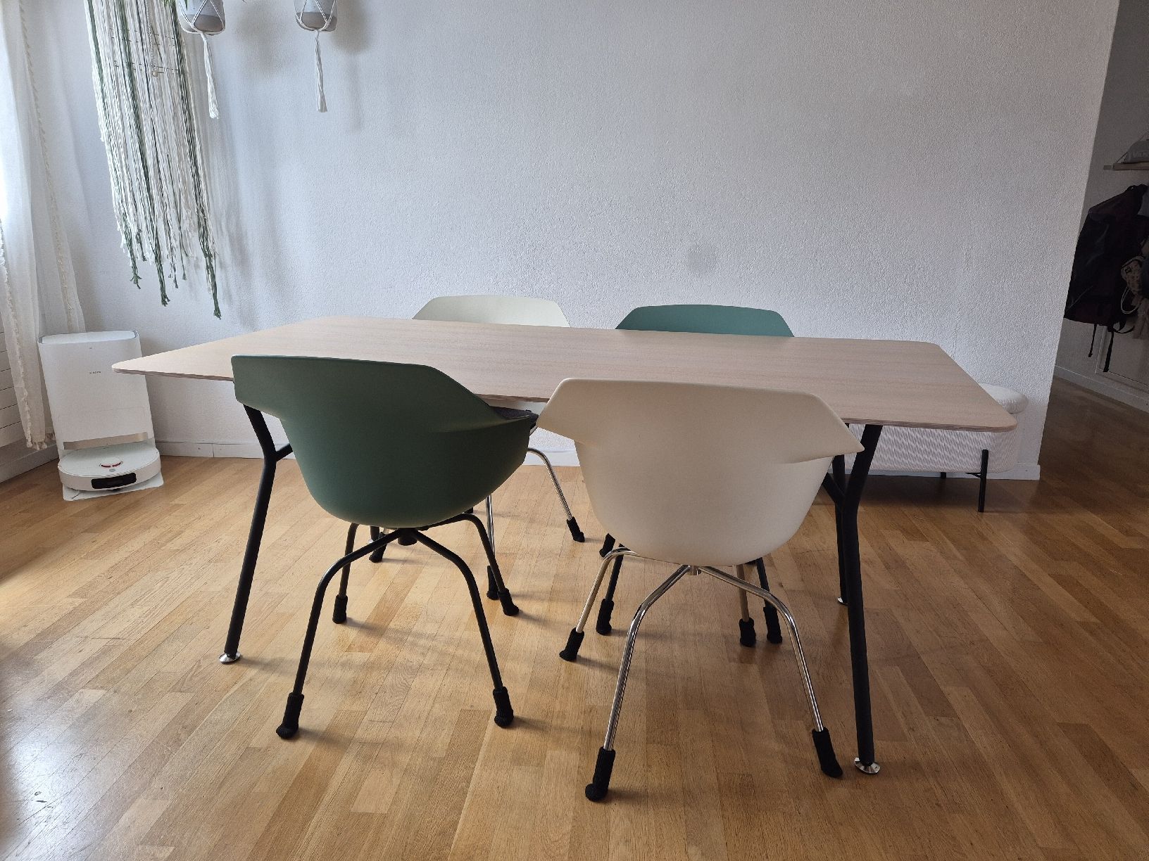 Pfister Set de table et chaises: Esstisch und 4 Stühle – D'occasion à Spiez par LiquidFrog 1