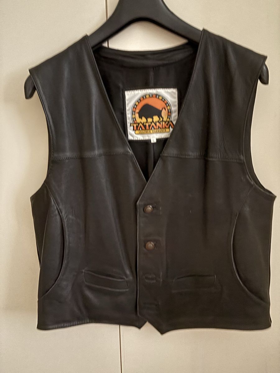 Gilet & Giacche: Herren Leder Weste TATANKA  – Usato da Bellach venduto da Legdance 2