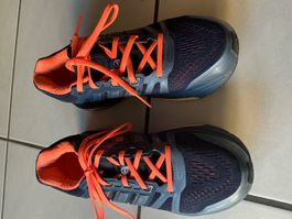 Damen ADIDAS Laufschuh Gr.38