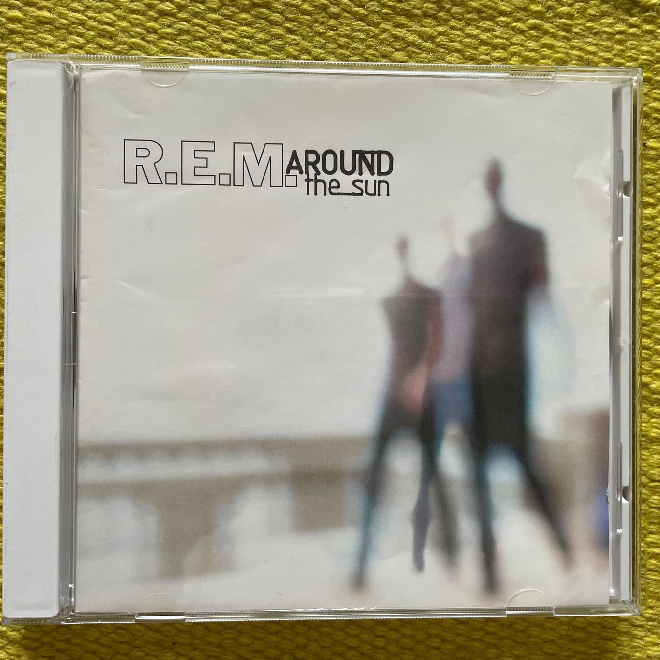 CDs: R.E.M.-AROUND THE SUN – D'occasion à Rorschacherberg par CD-Roli