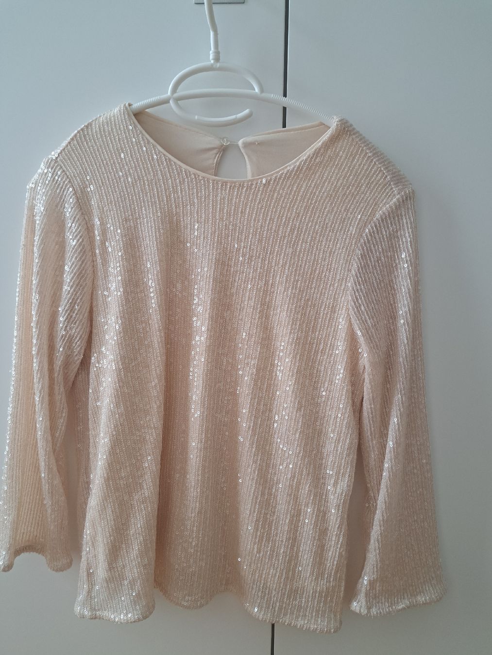 H&M Tops: Pailletten beige Gr XS – Gebraucht aus Neuenkirch von satonoel