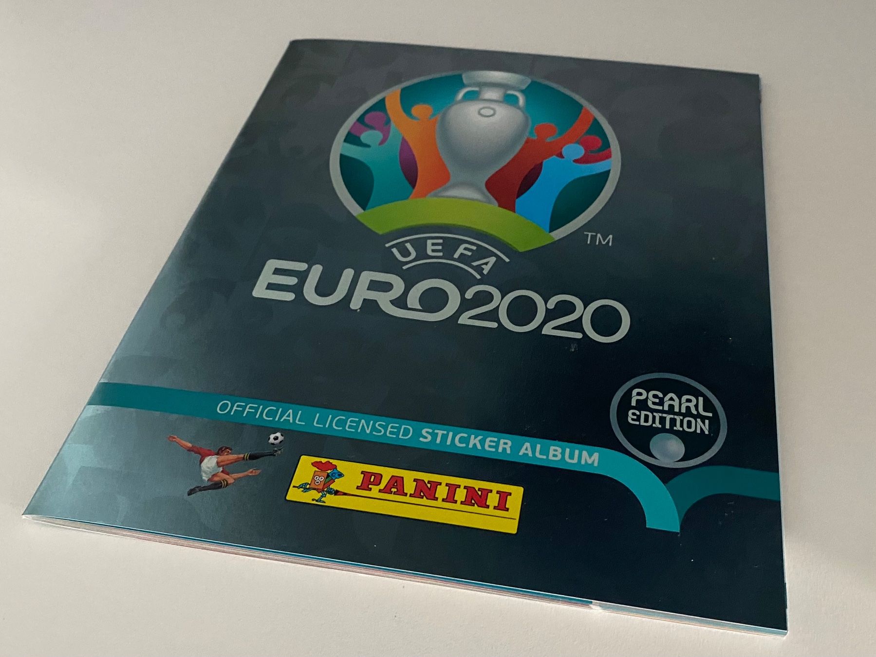 Panini Alben: Panini Stickeralbum UEFA EURO 2020 – Pearl Edition (leer) – Gebraucht aus Hergiswil LU von FcMalkov