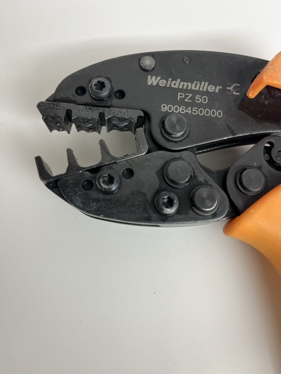 Tutti gli attrezzi: Weidmüller PZ50 Kabel Schuhpresszange  – Usato da Neerach venduto da fuz_8d7l 2