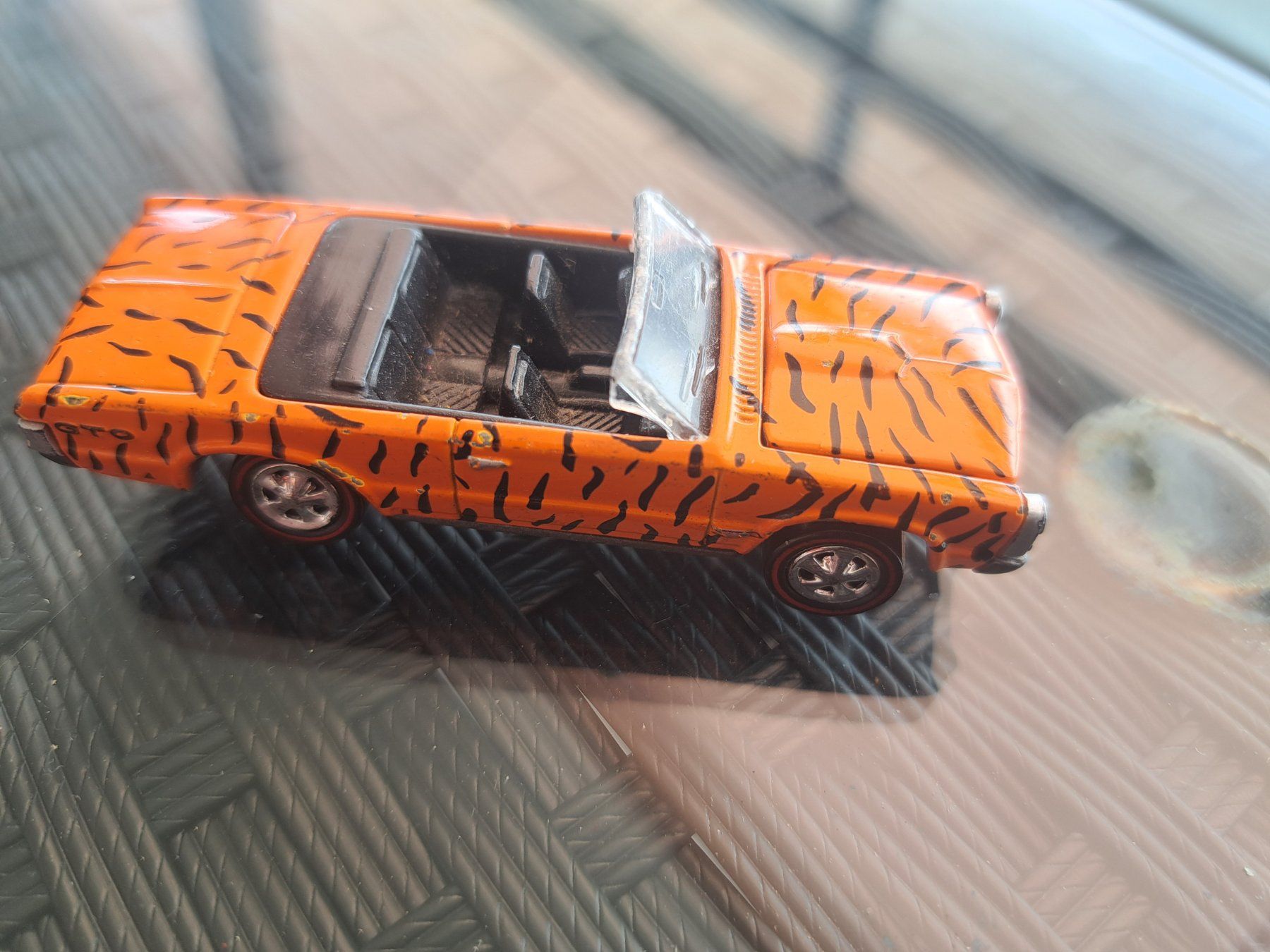 Johnny Lightning Modellini d'auto: Pontiac GTO Johnny Lightning – Usato da Emmenbrücke venduto da bikesandmore75