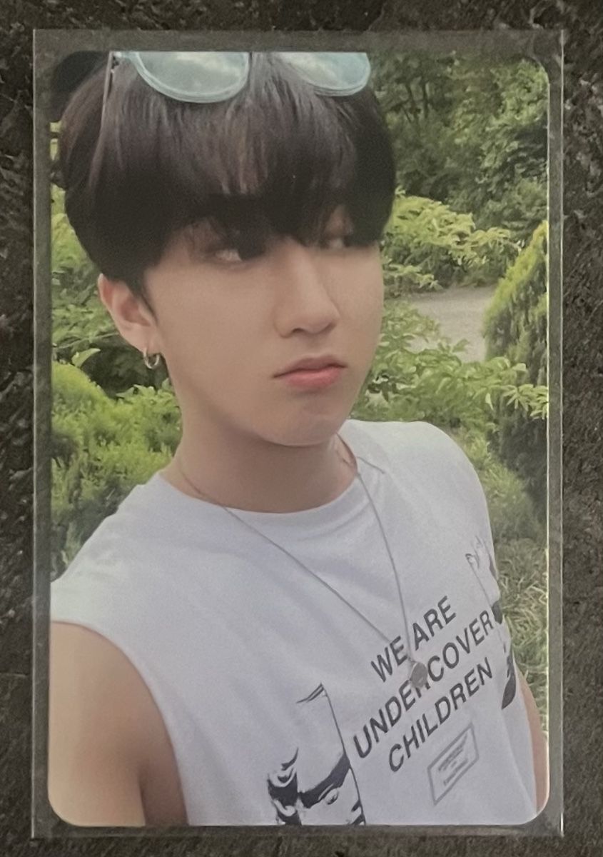 Carte collezionabili: STRAYKIDS Noeasy Changbin Double sided PC – Nuovo (secondo la descrizione) da Wohlen AG venduto da sannie.berry 1