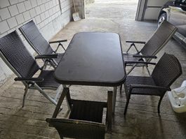 Gartentisch mit 5 Stühlen braun mit Kratzern
