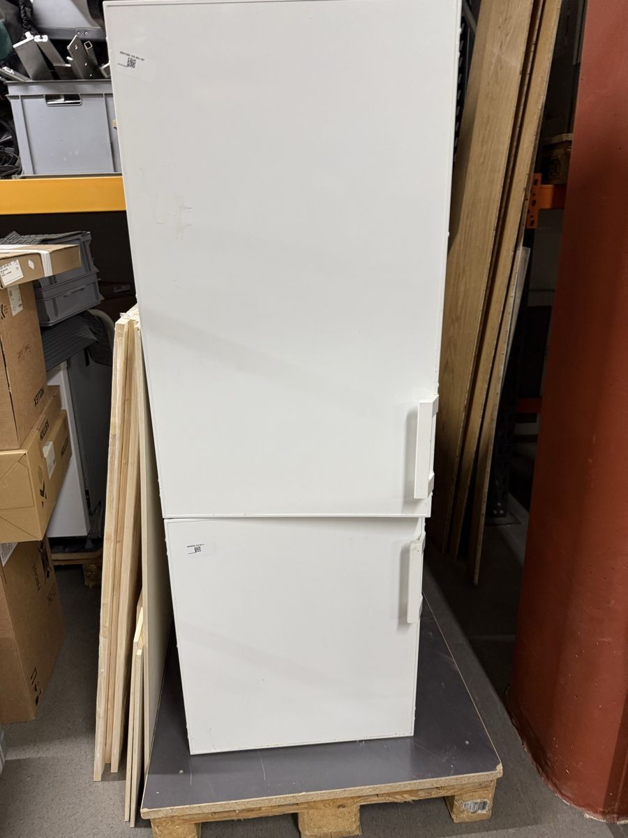 Frigoriferi: Electrolux EK276BNLWE kühlschrank – Usato da Tagelswangen venduto da Neroafrika