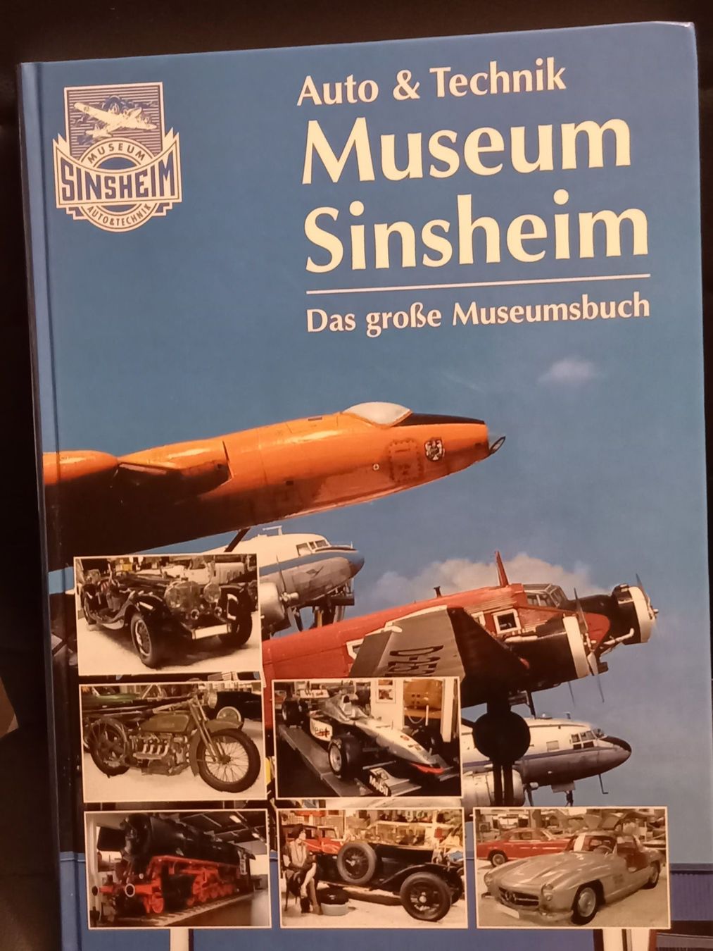 Libri: Museum Sinsheim: Das grosse Museumsbuch - Auto & Technik – Nuovo (secondo la descrizione) da Hünibach venduto da rut_l6ht