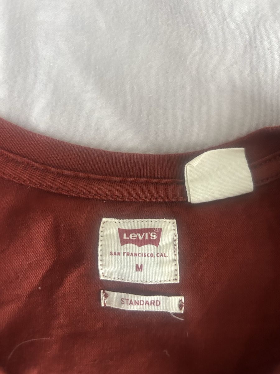 Levi's T-shirt: Levi's T-Shirt, bordeauxrot, Grösse M, – Nuovo (secondo la descrizione) da Möhlin venduto da lea_7wz7 1
