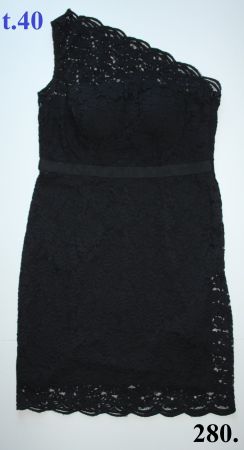 Robe ESPRIT noire en dentelle  t. 40