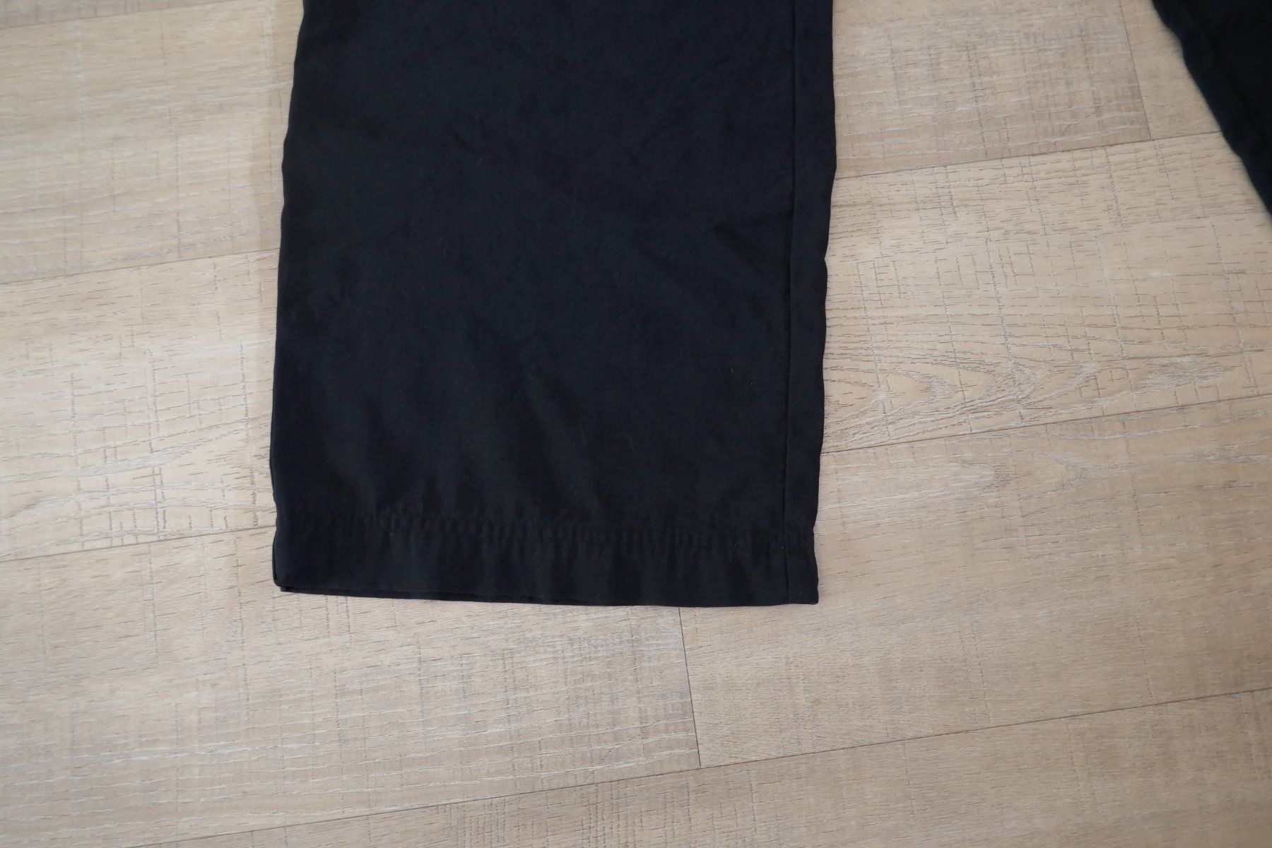Pantalons: Cargohose schwarz, Gr. M, leichter Stoff – D'occasion à Port par uzuku 1