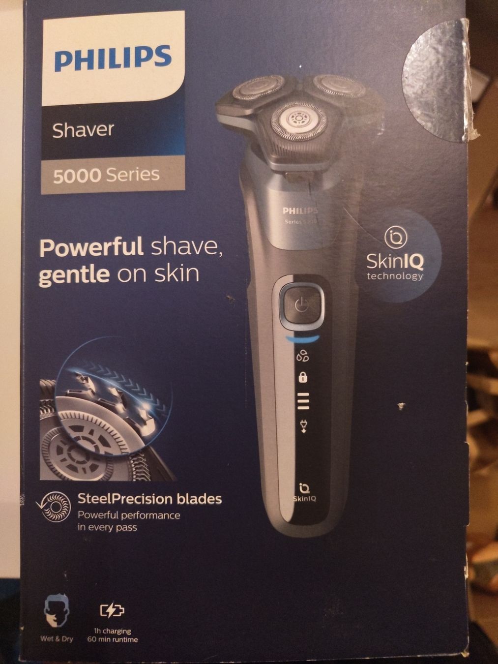 Philips Rasoi & Lamette da barba: Philips Rasierer Series 5000 mit Quick Clean Pod neu – Nuovo e nell'imballaggio originale da Lenggenwil venduto da OmeRion