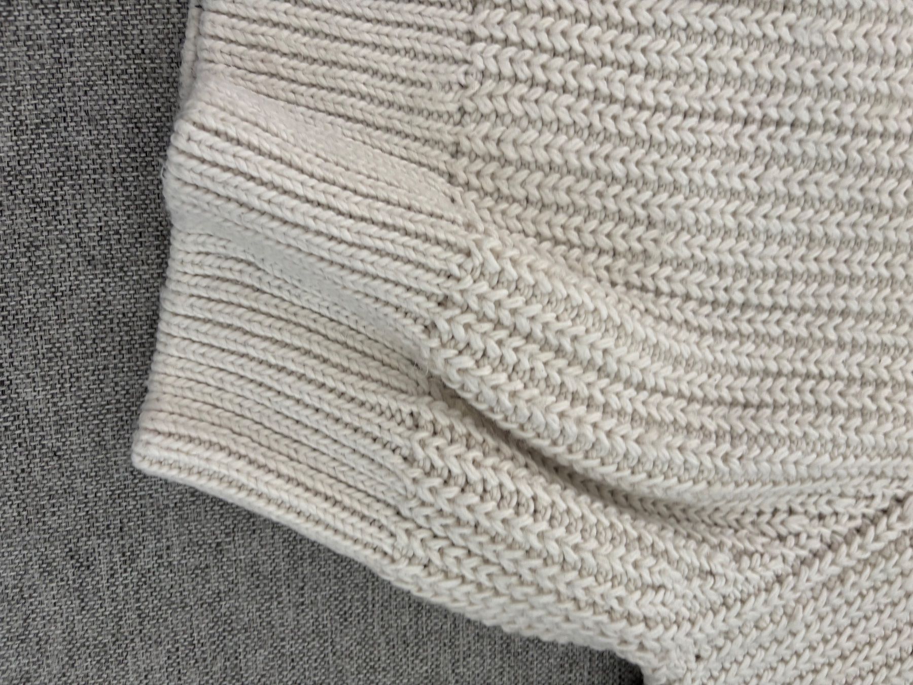 H&M Maglioni & Felpe: Strickpullover beige Stehkragen grob gestrickt  Gr. M – Usato da Bülach venduto da bjoernbenny 2