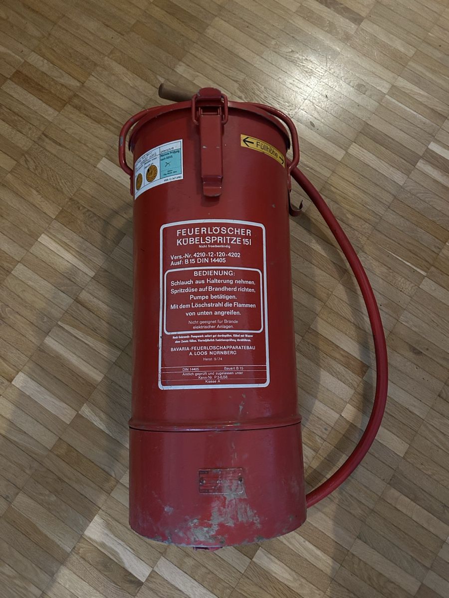 Estintori: Kübelspritze / Feuerlöschgerät – Usato da Uster venduto da komlab 1