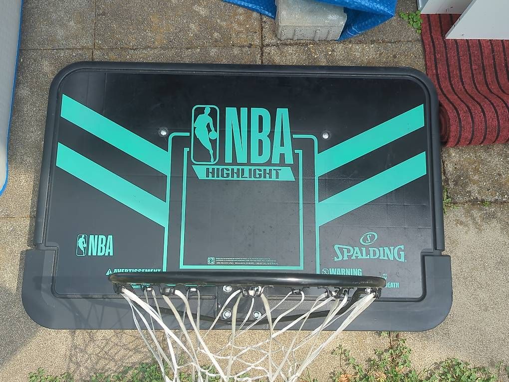 Basketballkörbe: Spalding Basketball Korb – Gebraucht aus Uitikon Waldegg von Stefan_9876
