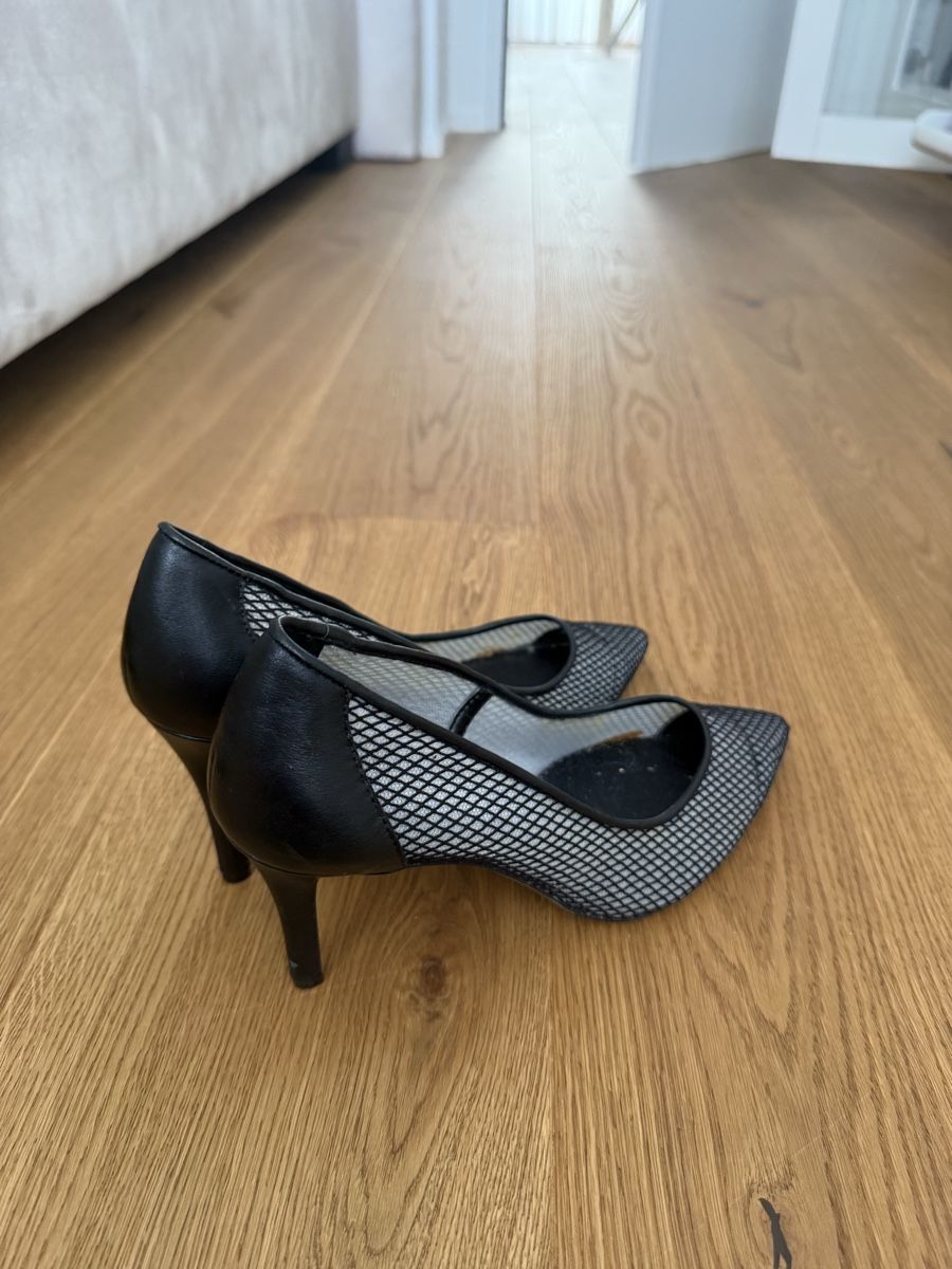 Karl Lagerfeld Scarpe da donna: Karl Lagerfeld Pumps Größe 39 – Usato da Kaiseraugst venduto da senakaya 1