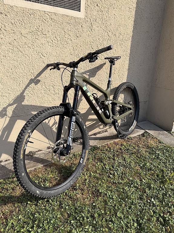 Vélos: Trek Slash Gen 5 L Custom – D'occasion à Zürich par Phil1905