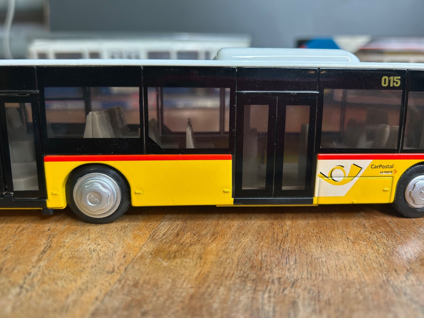 Modellini d'auto: Lot von sieben Modell Bus – Usato da Otelfingen venduto da Yossi-68 8