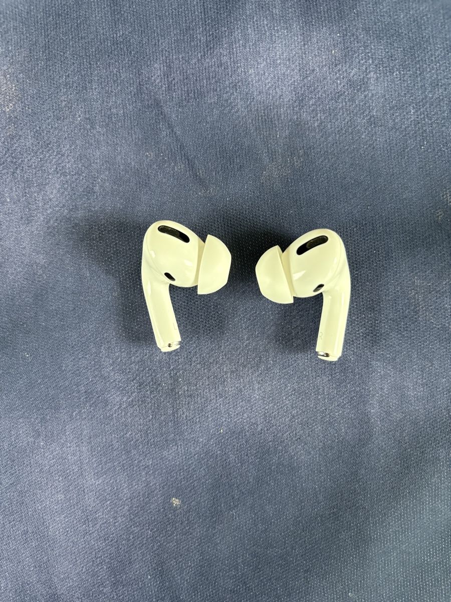 Apple Cuffie: Apple AirPods Pro – Usato da Zürich venduto da turtleS07 2