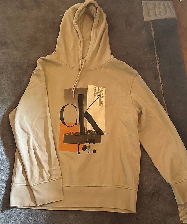 Pulls & Sweat-shirts: sweat calvin klein jeans – D'occasion à Lausanne par def_7qwq