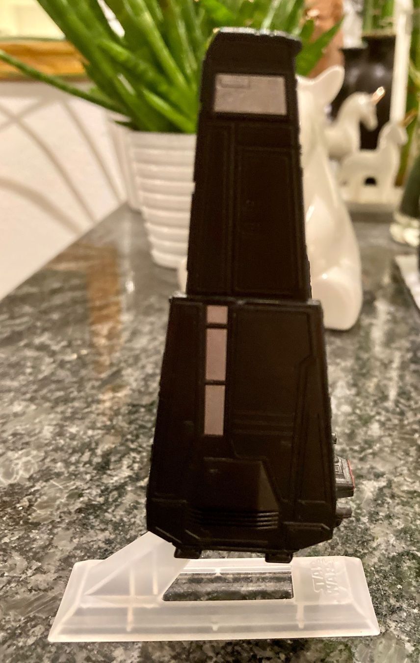 Star Wars Kit di modellismo & Modellini statici: Star Wars - Kylo Rens Command Shuttle – Nuovo (secondo la descrizione) da Rütihof venduto da Kelani 4