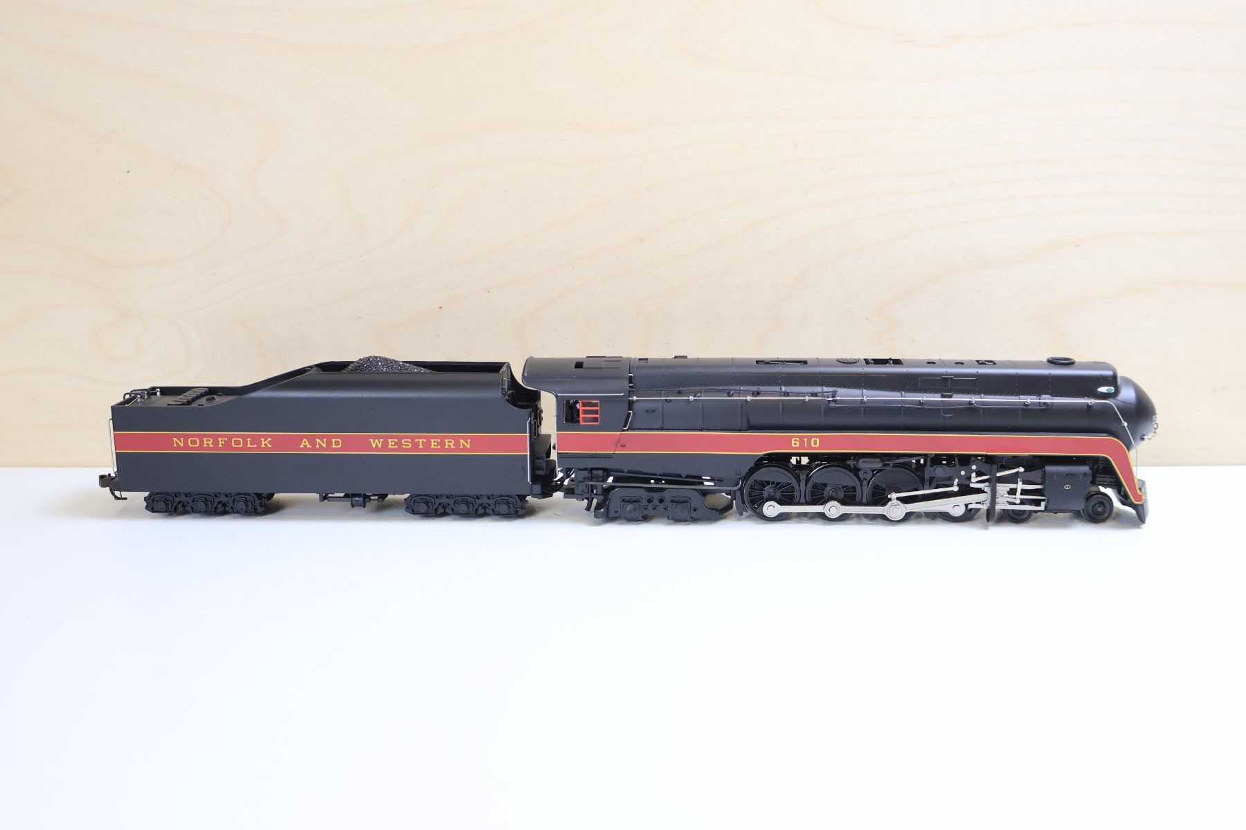 Spectrum Modelleisenbahnen: Spectrum US 4-8-4 Dampflok - DCC Digital 82121 H0 – Gebraucht aus Winterthur von Monstera 5
