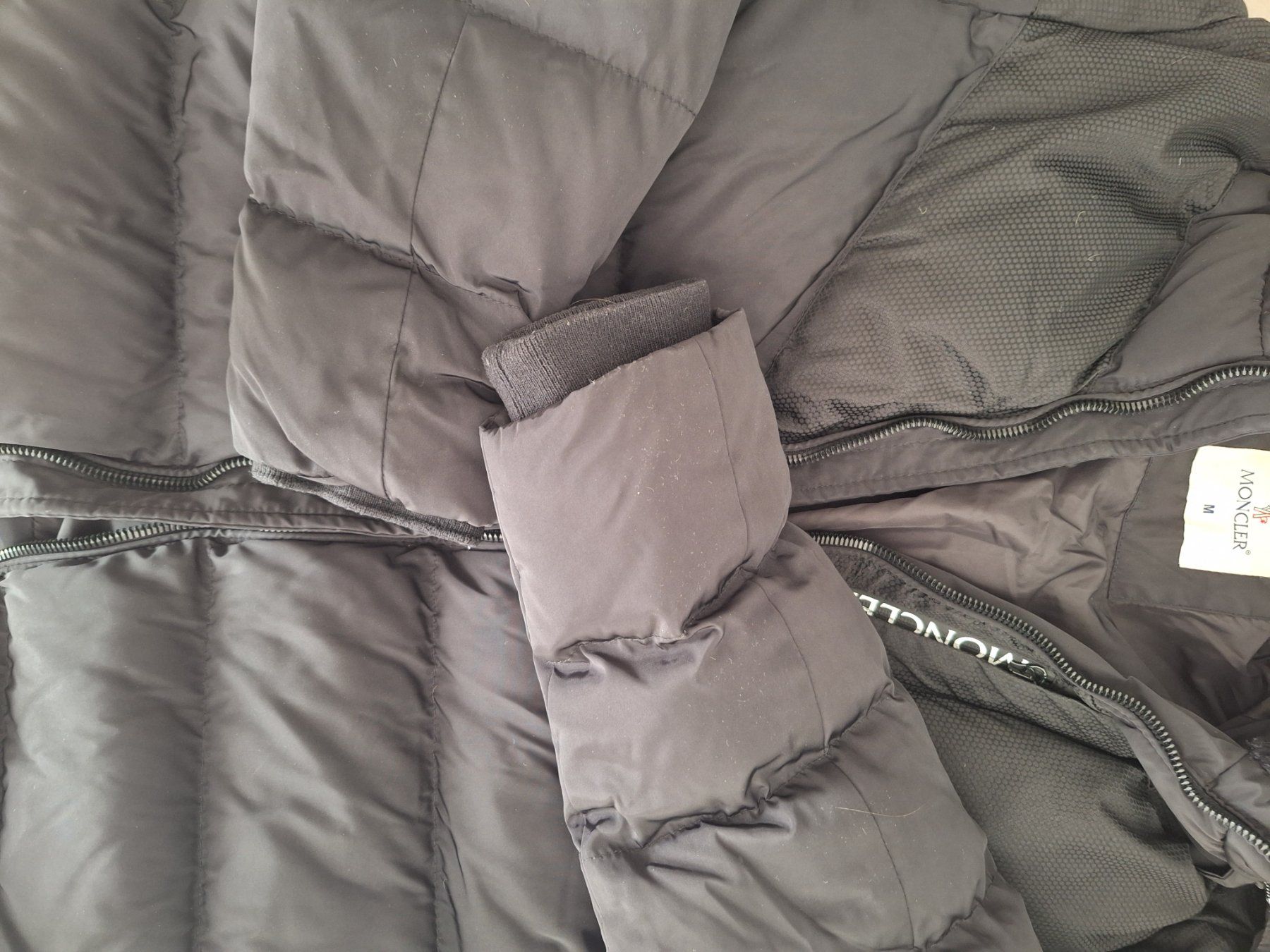 Moncler Jacken: Doudoune Moncler – Gebraucht aus Fontaines NE von aud_5z9z 1