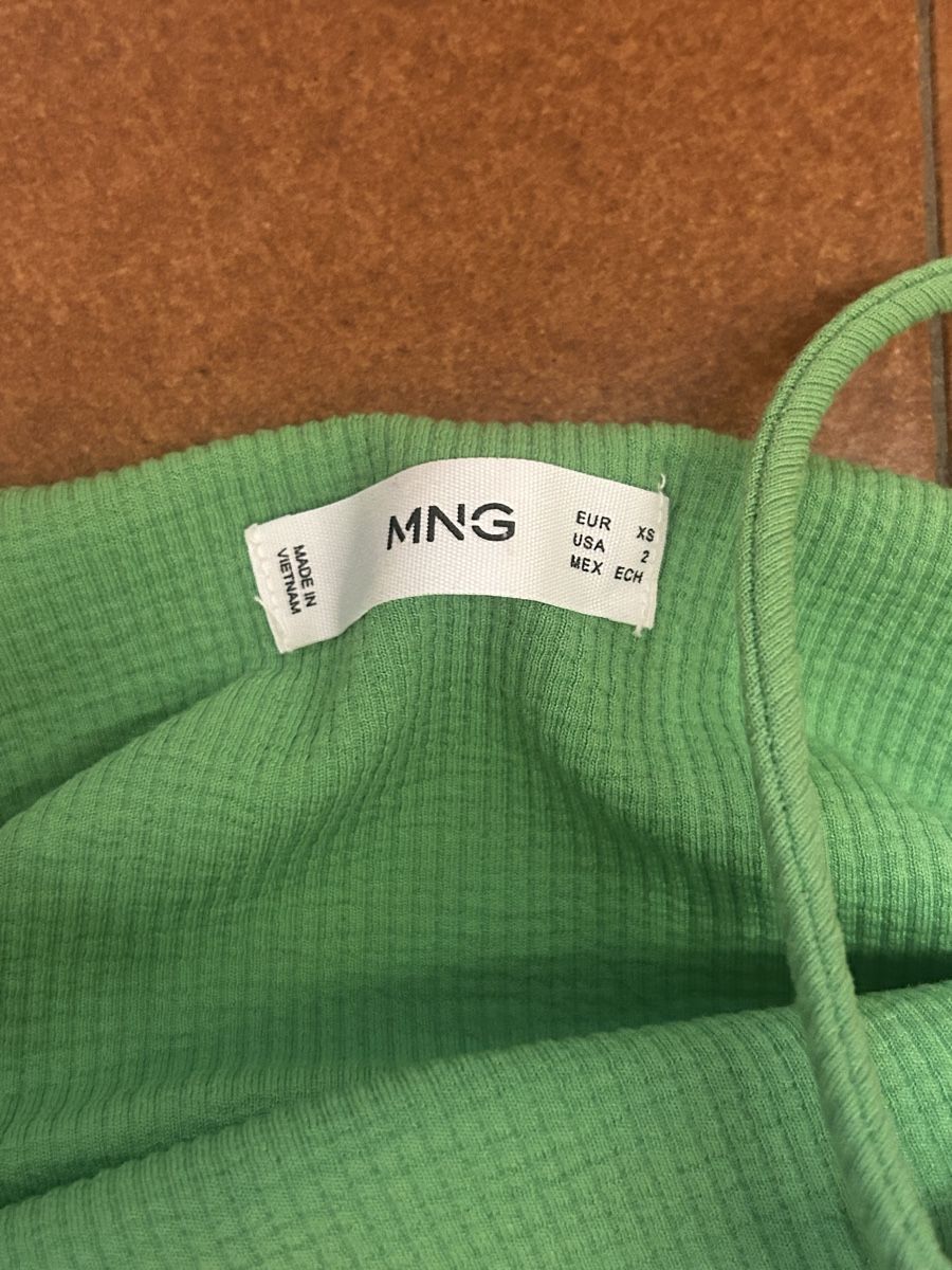 Mango Vestiti: Robe vert MNG courte taille XS état neuf – Nuovo (secondo la descrizione) da St-Prex venduto da mar_f6t6 1