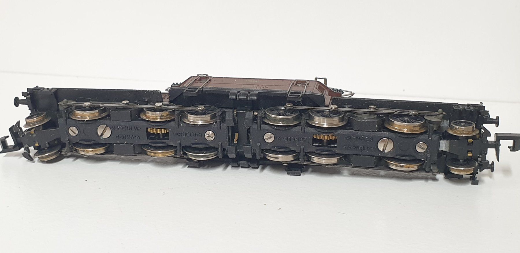 Arnold Modelleisenbahnen: Arnold  Spur N SBB Krokodil 2468 – Gebraucht aus Neuenhof von ludovicco 4