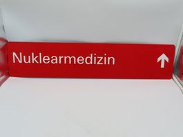Spital-Wegweiser doppelseitig Nuklearmedizin/Onkologie