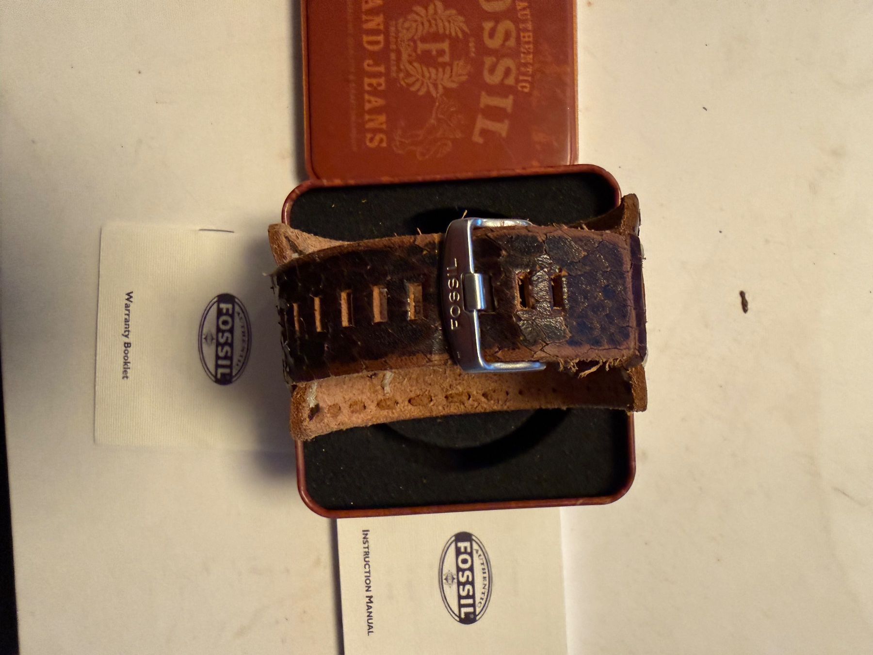 Fossil Orologi: Fossil Oversized Leather Cuff Watch – NEW / Never Worn – Nuovo (secondo la descrizione) da Freienbach venduto da Mariadlgg 4