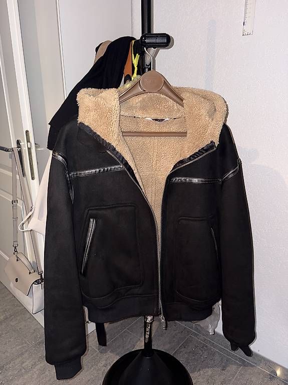 Giacche: Gefütterte Winterjacke mit Sherpa – Usato da Obergerlafingen venduto da raj_5njg