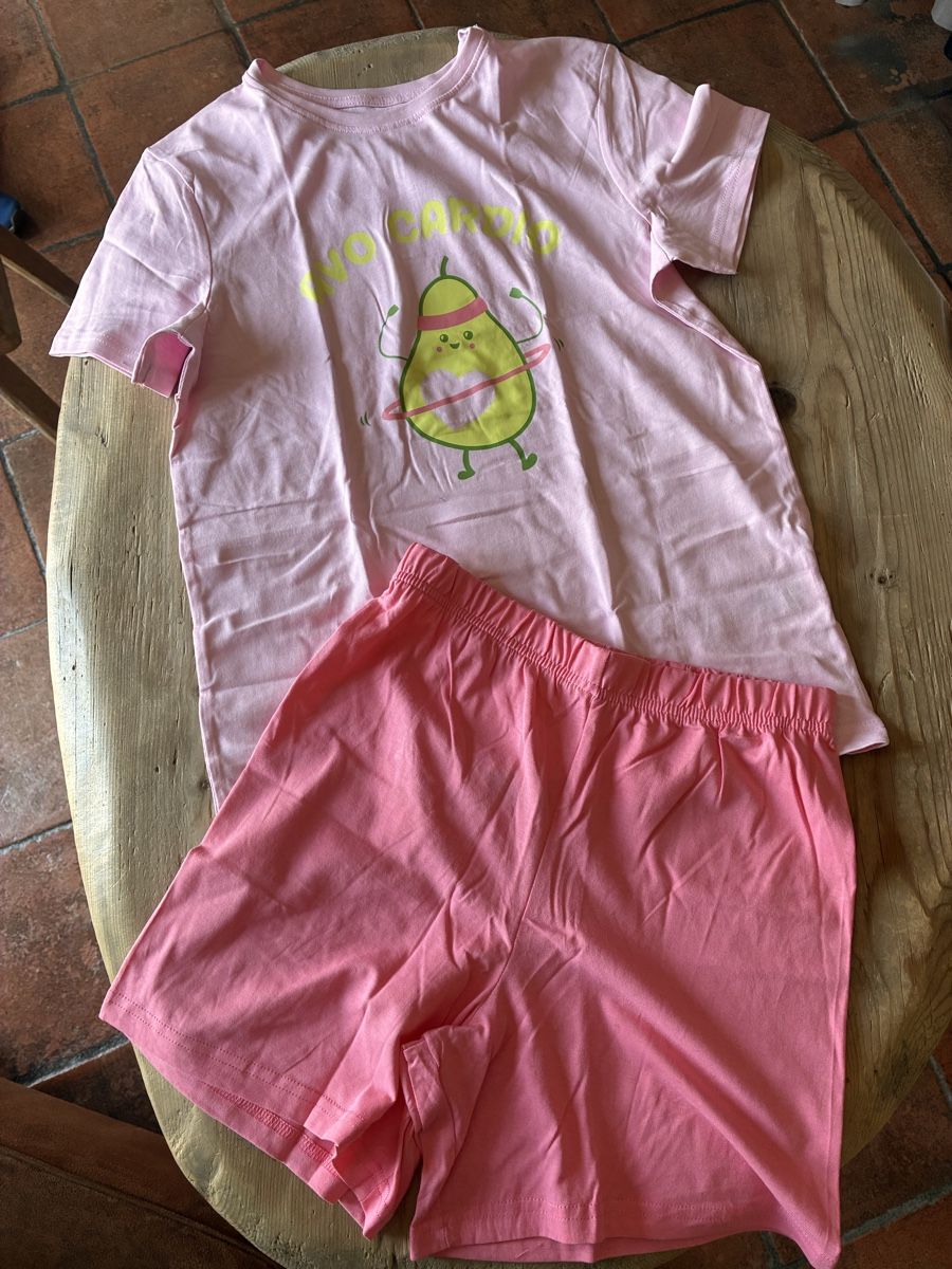 Pigiama & Simili: Tolles Pyjama Gr. 152, Neu – Nuovo (secondo la descrizione) da richterswil venduto da lunamarie001