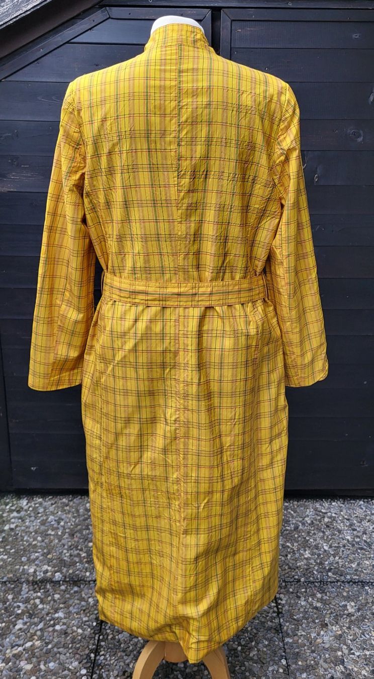 Cappotti: Trenchcoat 100% soie – Nuovo (secondo la descrizione) da Fribourg venduto da VictoriaShop7 2