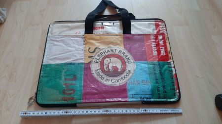K..R) Upcycling Laptop Tasche Elefant Neu!