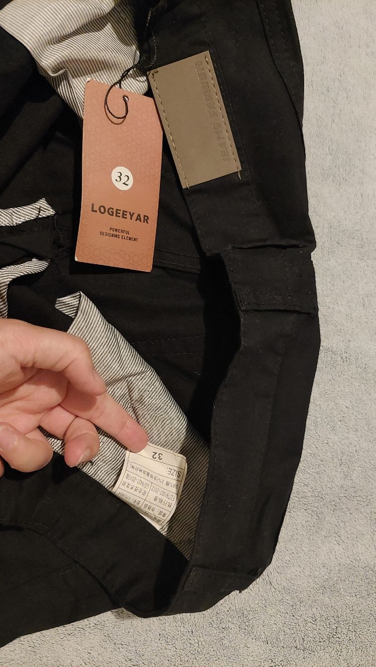 Pantaloni: Schwarze Hose Grösse 32 – Nuovo (secondo la descrizione) da Zürich venduto da Romstyle 2