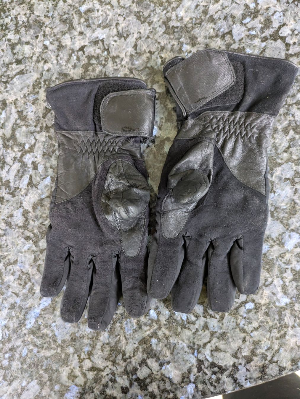 IXS Guanti & manicotti: Leder Motorradhandschuhe – Usato da Adlikon venduto da Match62 1
