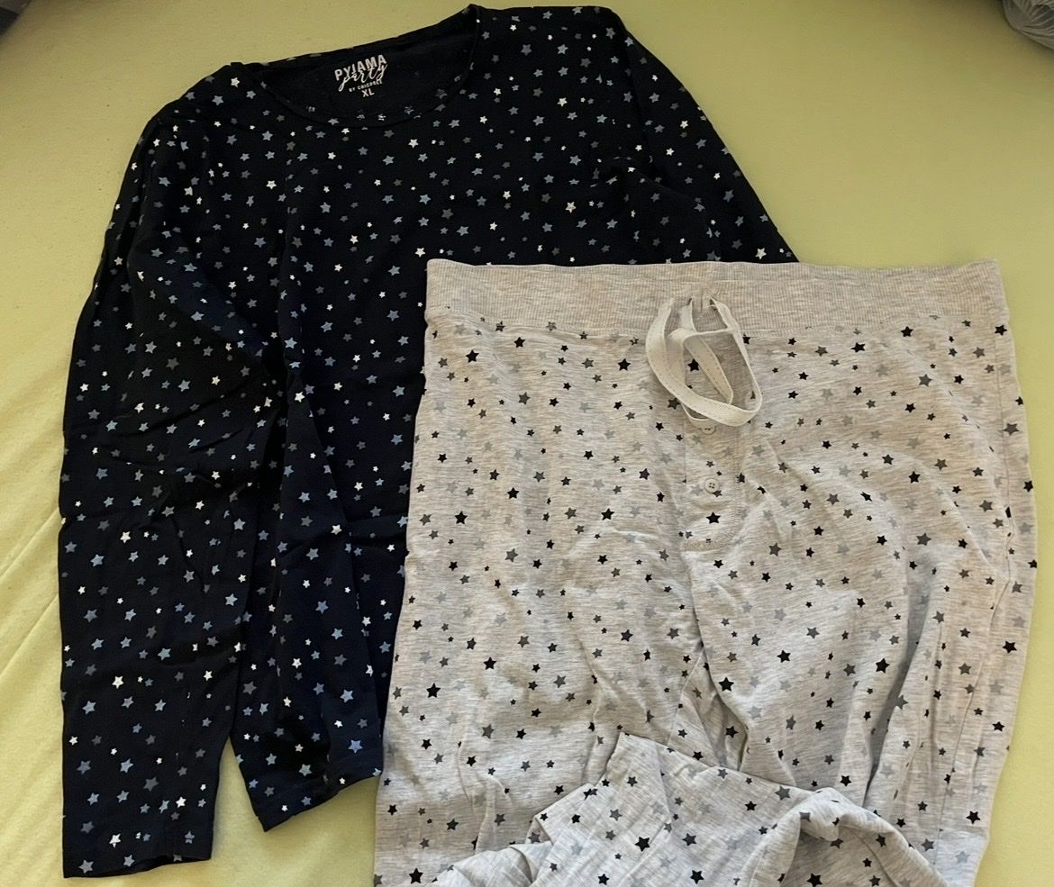 Negligees & Pyjamas: Pyjama Sterne - Gr. XL – Gebraucht aus Escholzmatt von Sarah_ 3