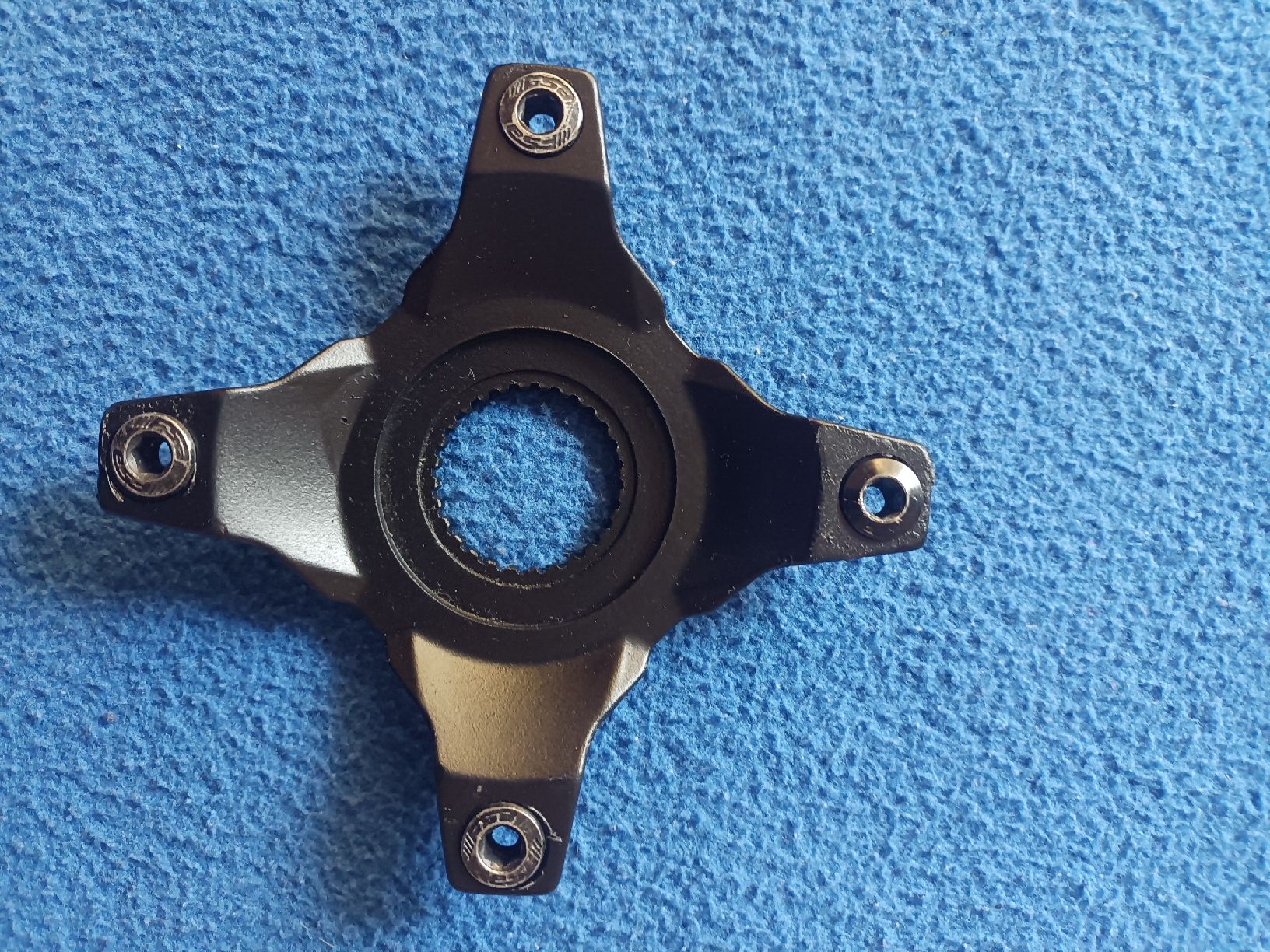 Race Face Pezzi di ricambio: Race Face Kettenblatt 32T + Spider Adapter 104BCD – Usato da Basel venduto da Mippo131 4