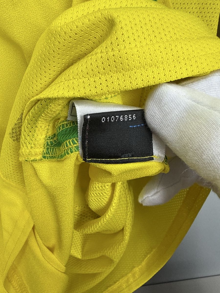 Nike Leibchen & Hosen: Nike Brazil Ronaldo (2002) – Gebraucht aus Lausanne von Unehistoiredesapes 5