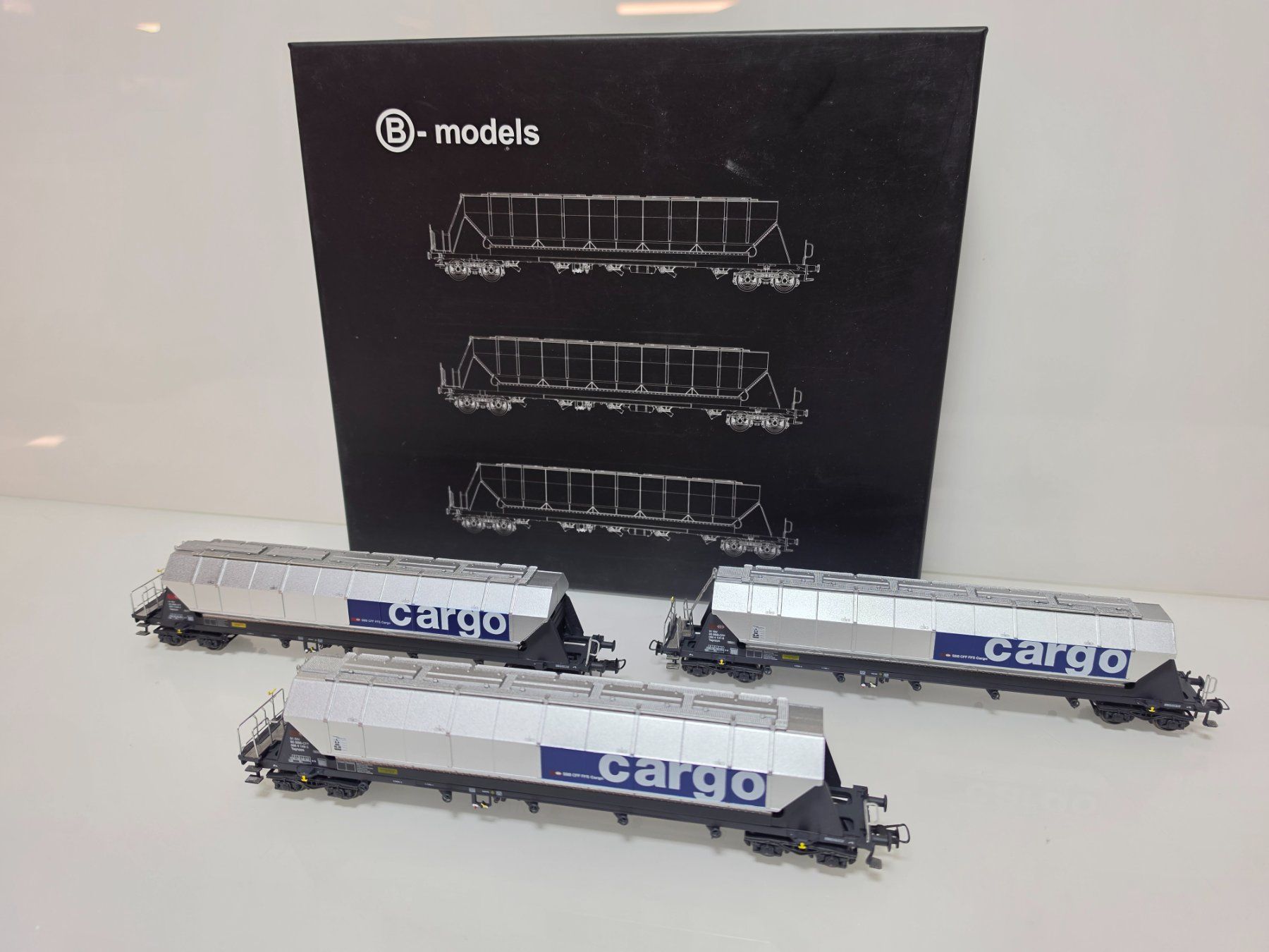 Modellini di ferrovie: B-Models SBB Cargo Wagenset neu – Nuovo e nell'imballaggio originale da Neuenhof venduto da ludovicco