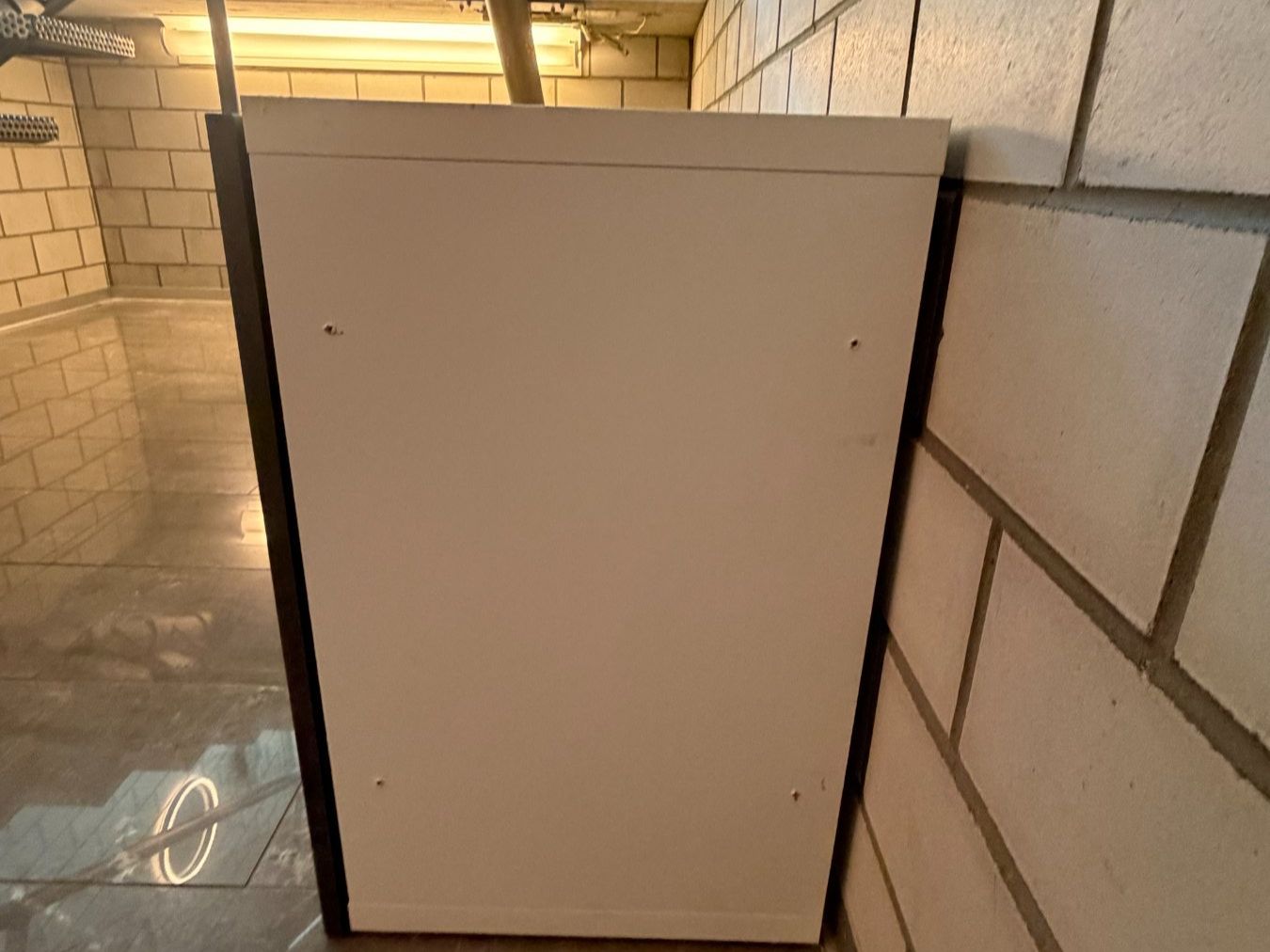 Cassettiere: Modernes modulares Sideboard / Schrank – Usato da Worb venduto da DealPoint24 3